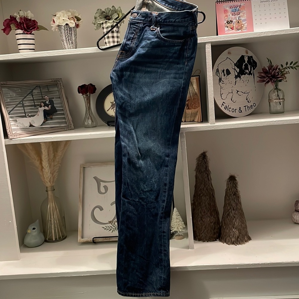 Men’s 34x32 classic straight Abercrombie jeans